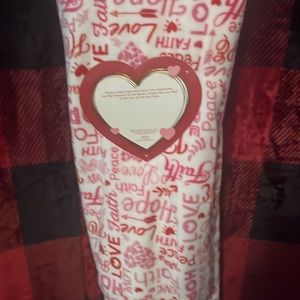 Valentines love peace faith queen size 90 X 90